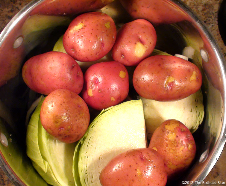 place potatoes on top of cabbage place potatoes on top of cabbage