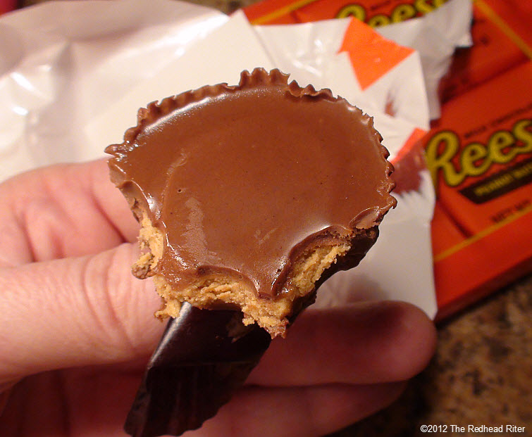 reeses peanutbutter cup bite edge again 8